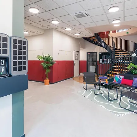 Student Factory Centre * 트루아